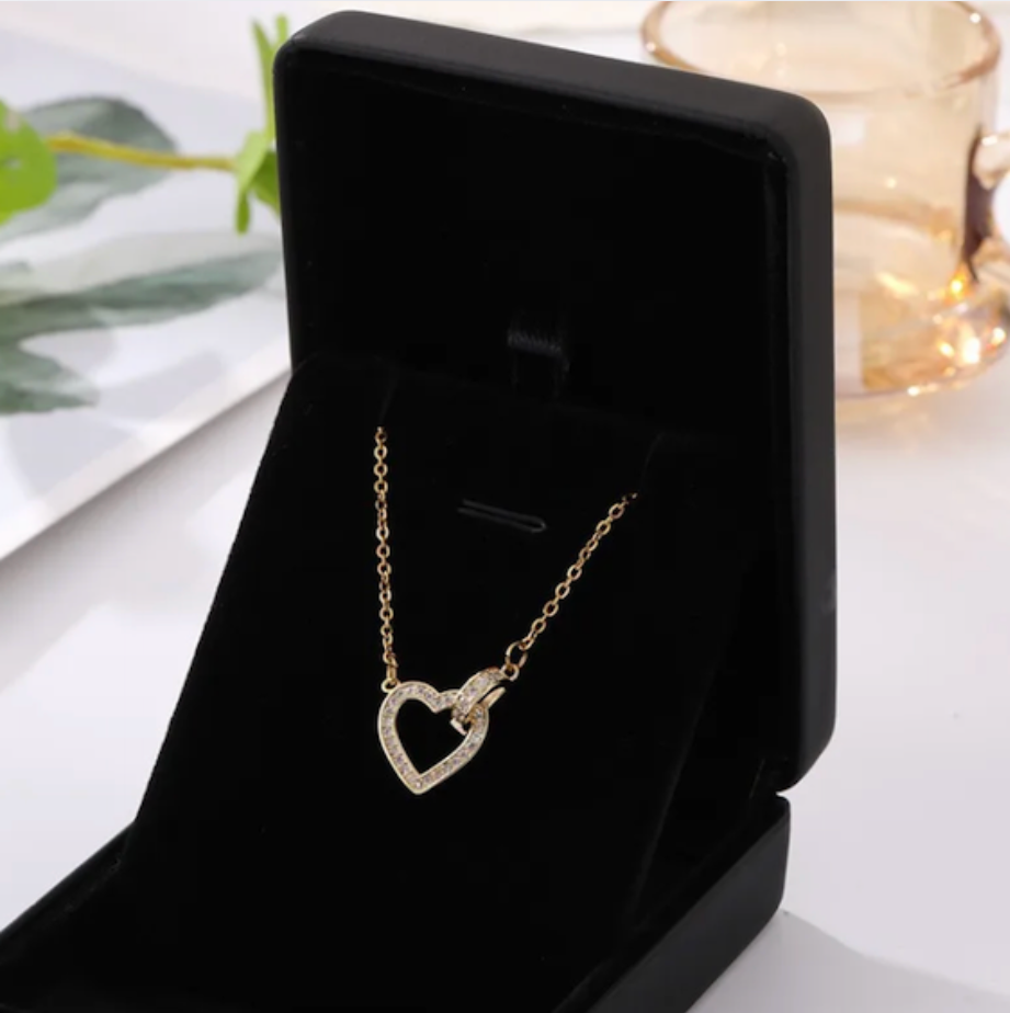 COLLIER AMOUR